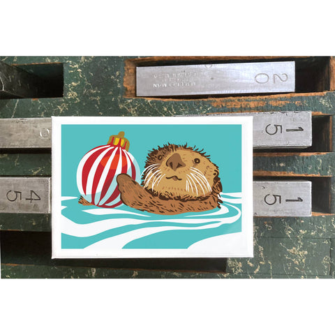 RHO-9124 Otter with Ornament