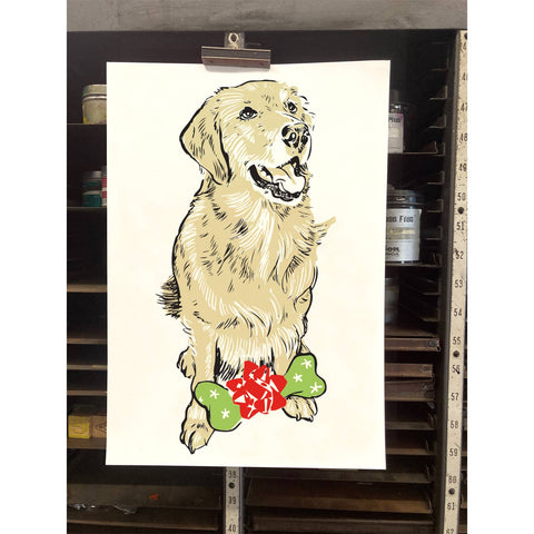 RHO-9010 Golden Retriever with Present